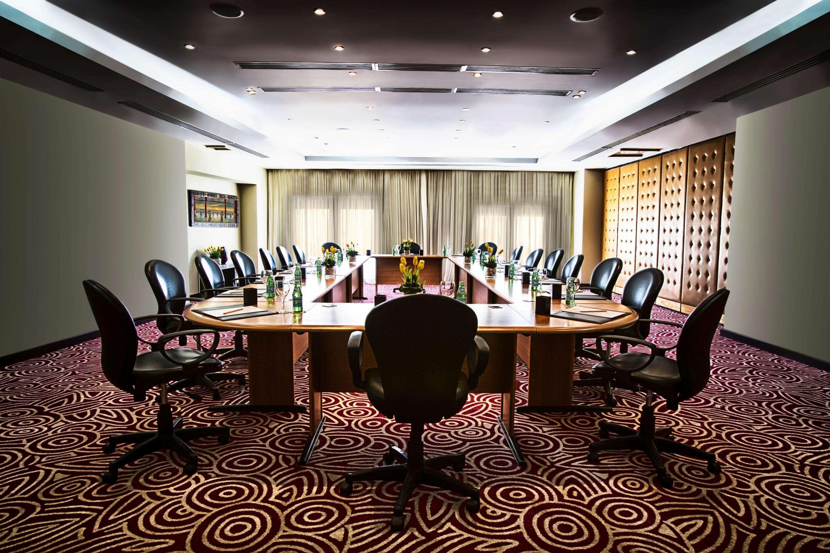스테이겐버거 알다우 비치 호텔 후르가다 외부 사진 Meeting room
