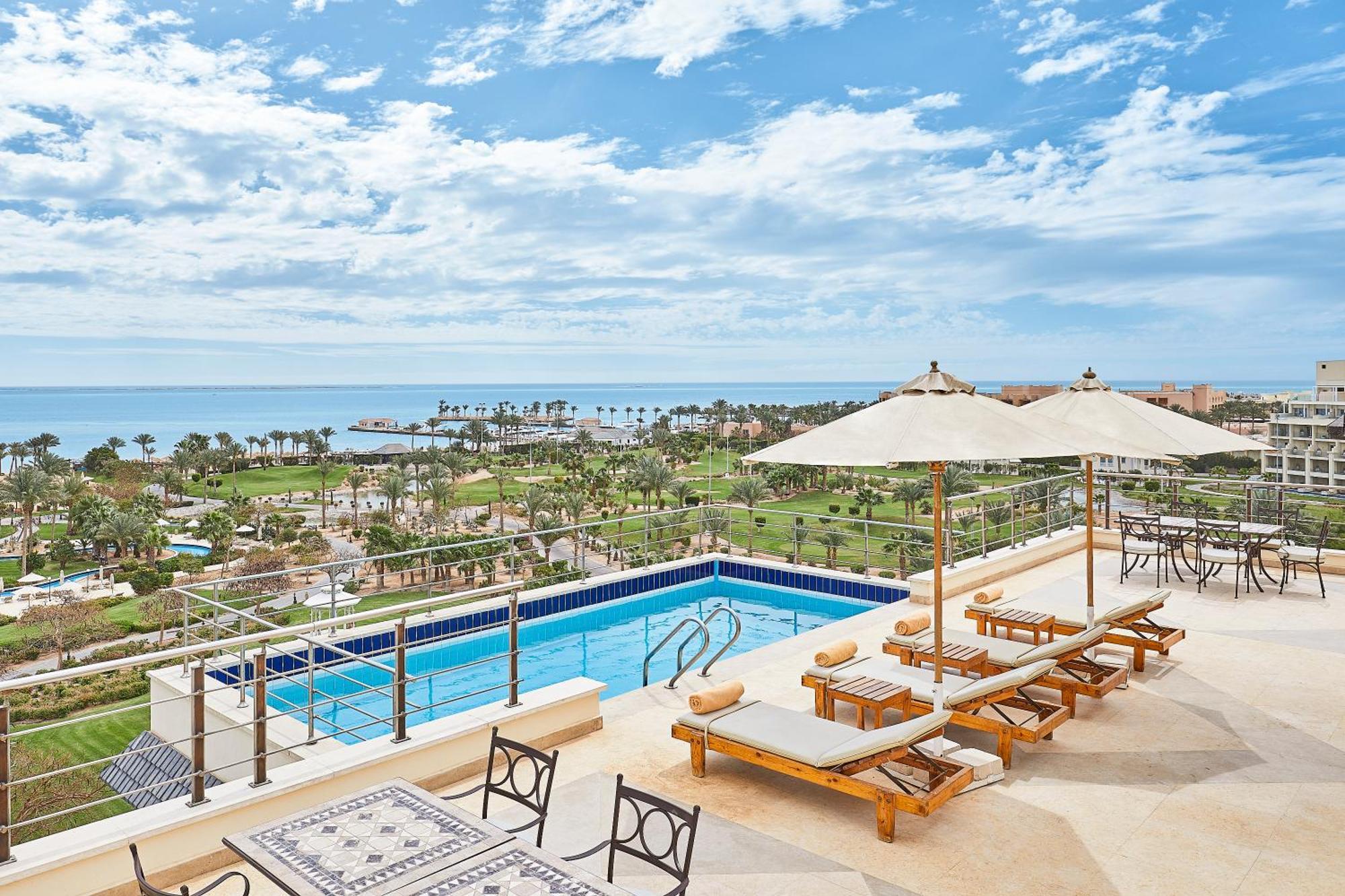 스테이겐버거 알다우 비치 호텔 후르가다 외부 사진 Rooftop pool at the Westin La Paloma